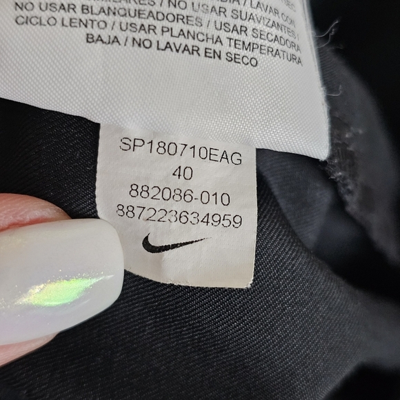 Nike Quick Dry Flat Front Black cargo Golf Shorts Mens Size 40 - Picture 8 of 8